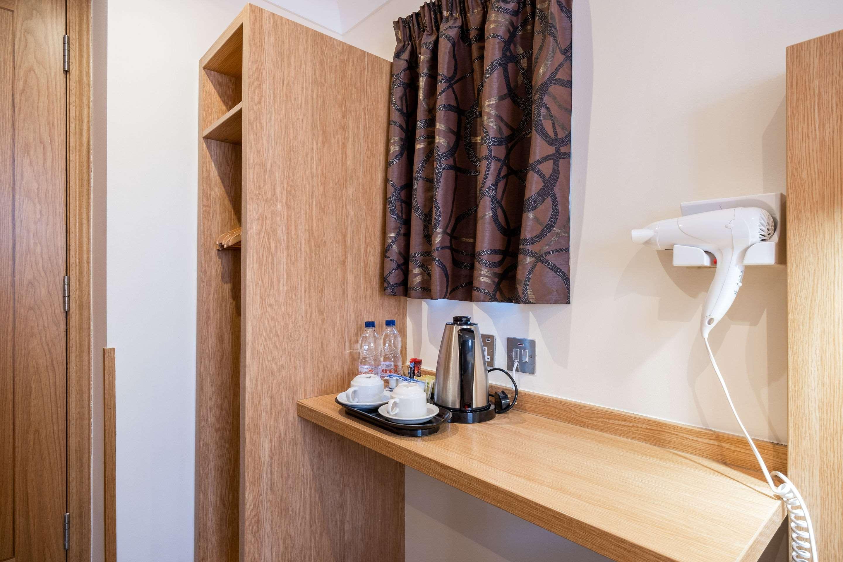 Comfort Inn Hyde Park London Exterior photo