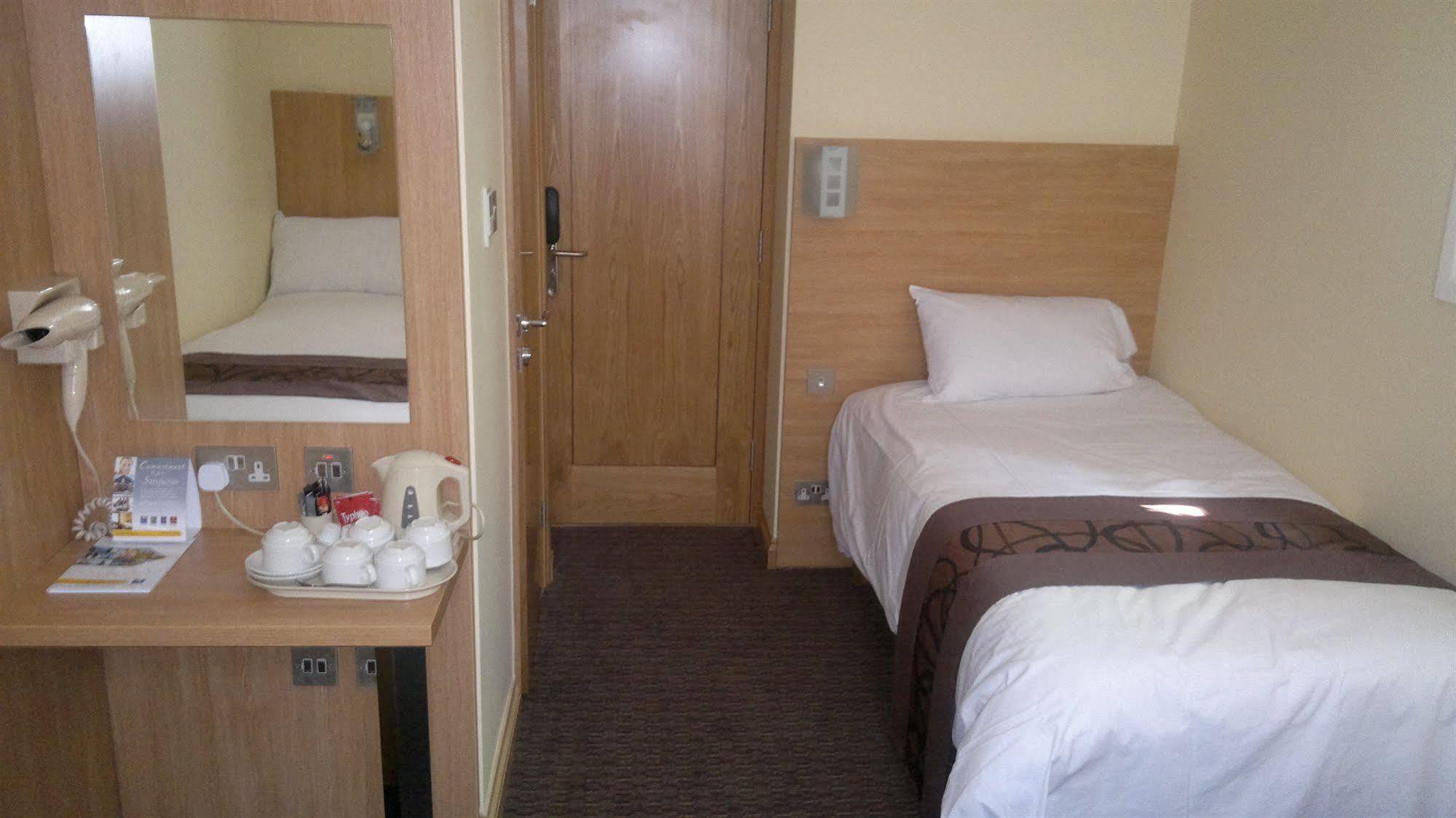 Comfort Inn Hyde Park London Exterior photo